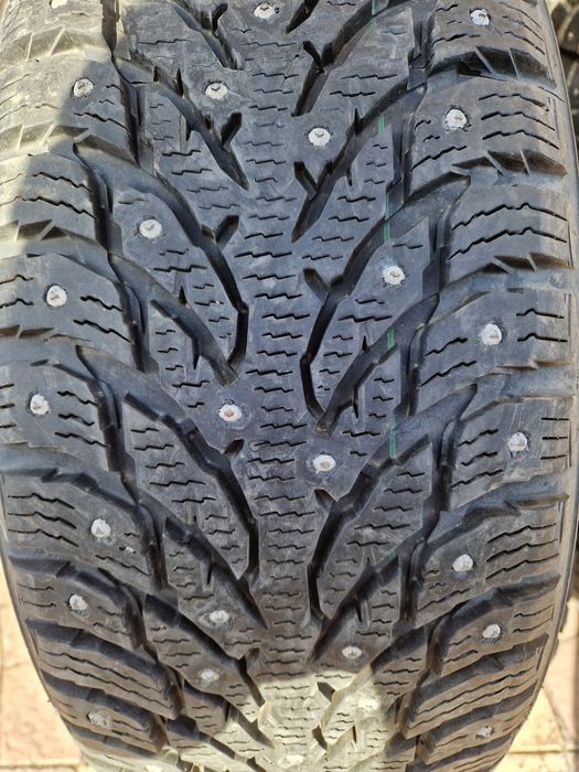 Продам резину в отличном состоянии