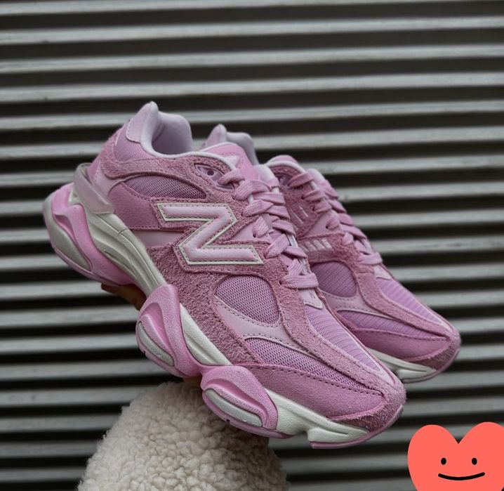 New Balance 9060 Pink