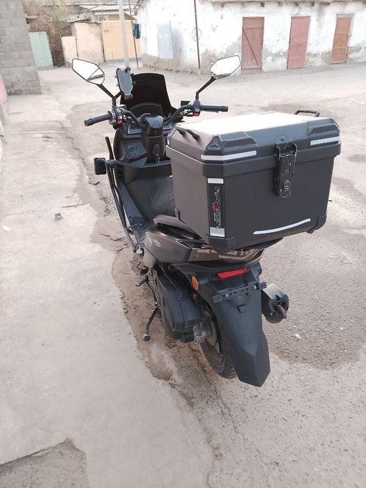 Продается срочно скутер