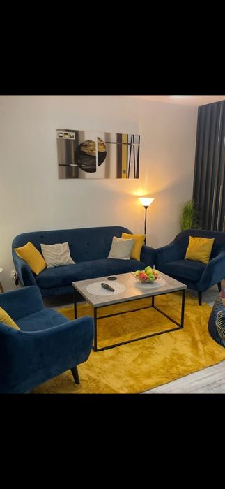 Canapea cu doua fotolii