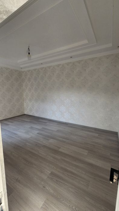 Назарбекда ховли Катта иттифокда жойлашган