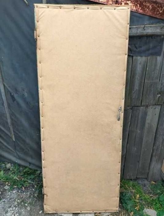 Продам дверь 200х80 деревянная