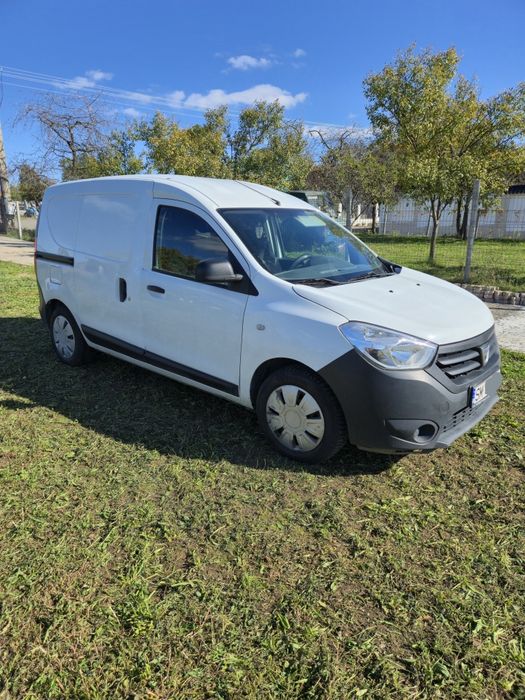 Dacia dokker stare impecabilă