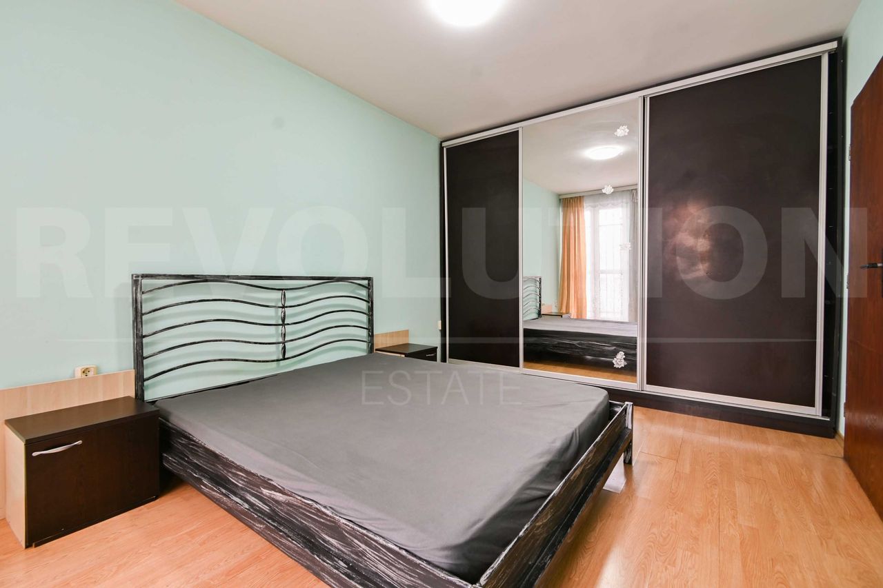 Продава се Двустаен апартамент в София, Люлин - център - 77 кв.м за 2467 €/кв.м - Снимка #4