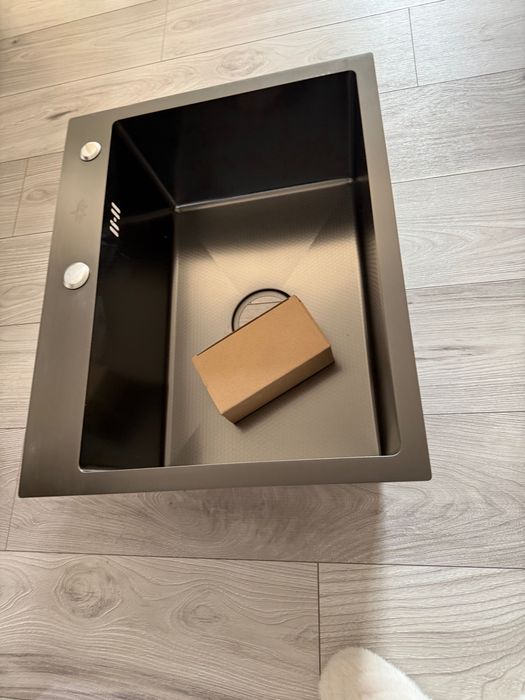 Продаю новую раковину