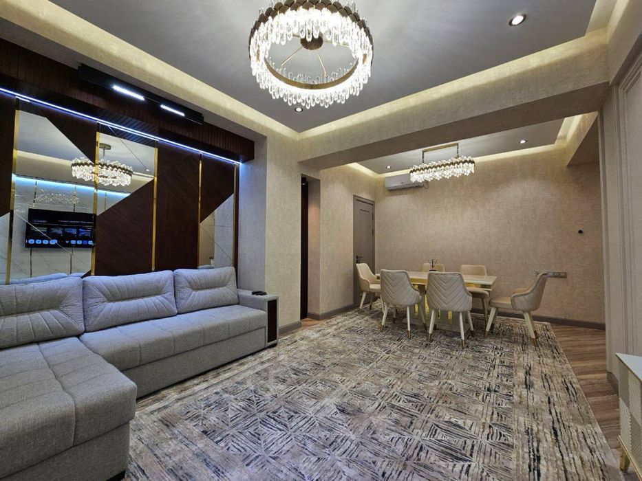 Жилой комплекс Мадрид! 3х комнатная уникальная квартира 115м2! Новая!