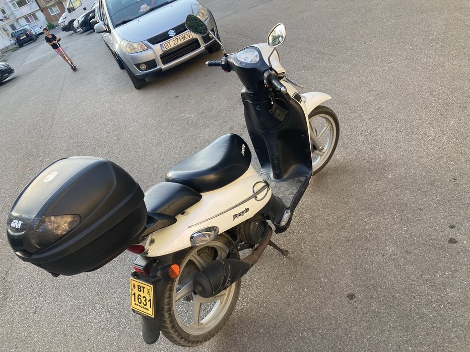 Vand scuter liberty 50 cc