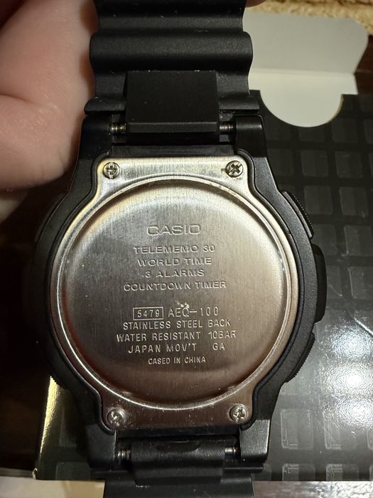 Часовник Casio нов