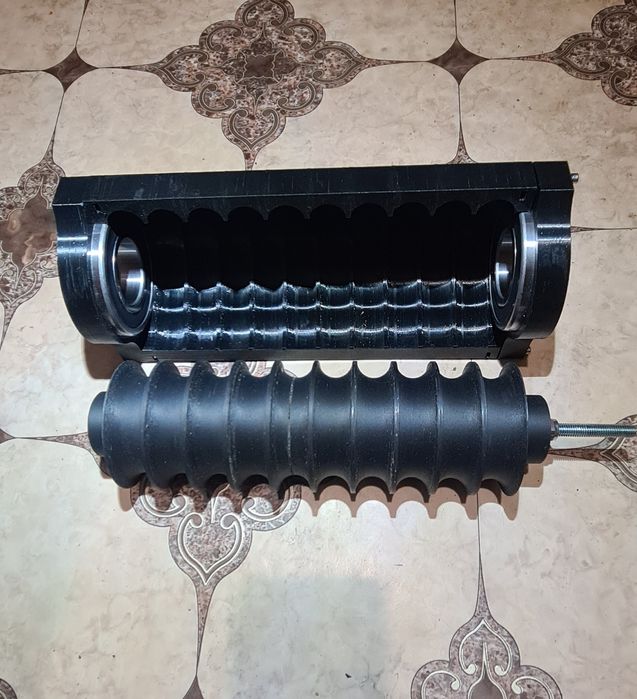 Машина ролка за протеинови топчета 20мм.