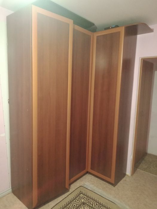 Продам шифоньер трёхдверный
