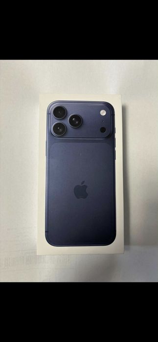 Iphone 17 Pro Max 512 gb deep blue