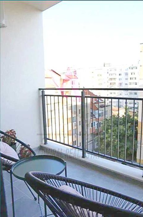 Дава се под наем Двустаен апартамент в Варна, Цветен квартал - 60 кв.м за 600 € - Снимка #5