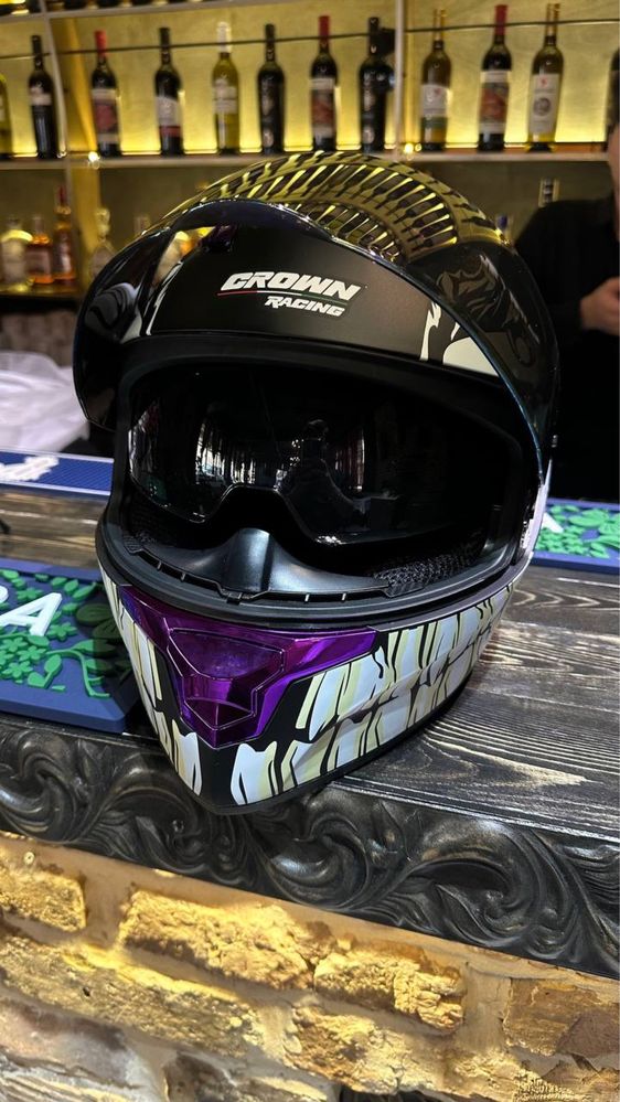 Moto shlem  yangi
