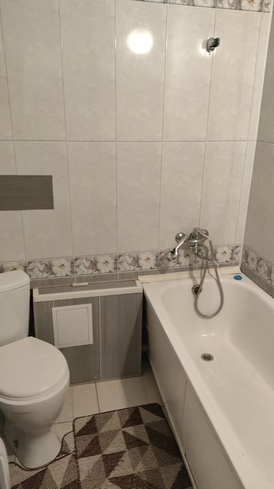 Сдам 1комн помесячно