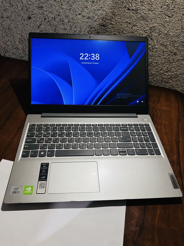 Lenovo core i3 holati ideal narxi arzon
