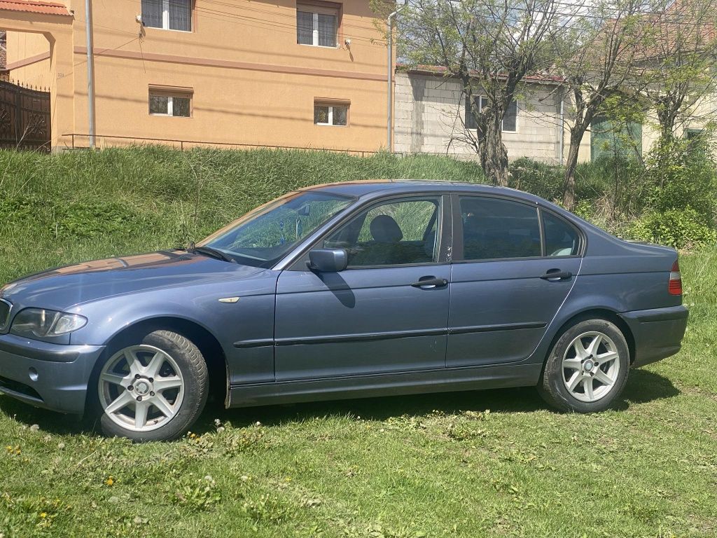 Vând BMW E46 facelift