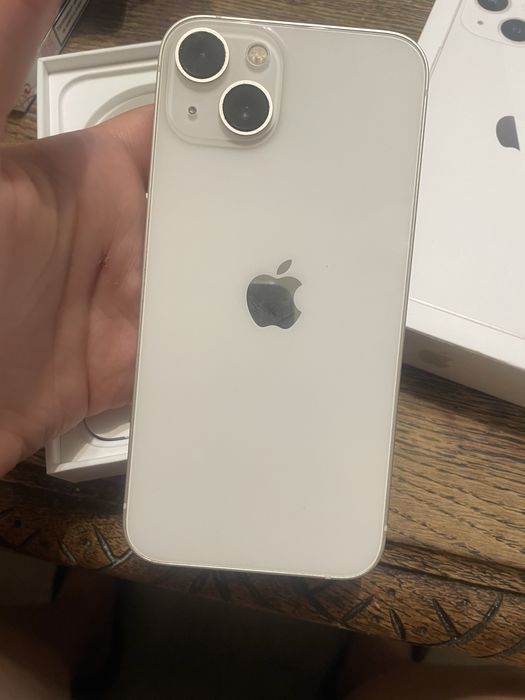 iPhone 13 с гаранция 2 години