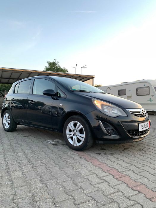 Opel Corsa Benzina EURO 5 1.4 MPI 101 cp Toate Dotarile 2014 Impecabil