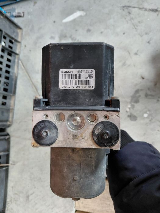 ABS VW Passat 4 B5 1.9TDI / АБС VW Пасат 4 Б5 1.9ТДИ  4B0614517