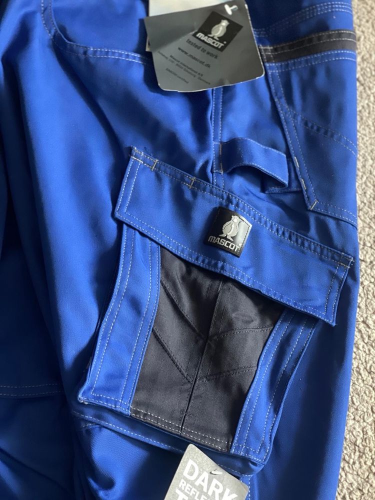 Pantaloni lucru Mascot