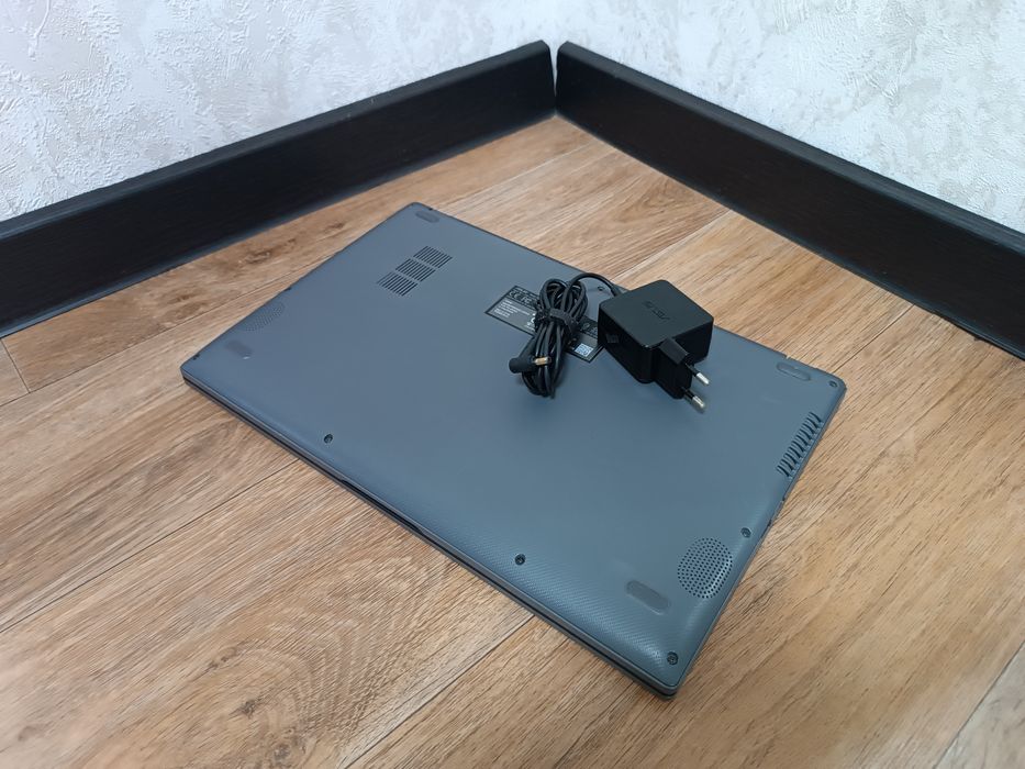 Современный Notebook ASUS