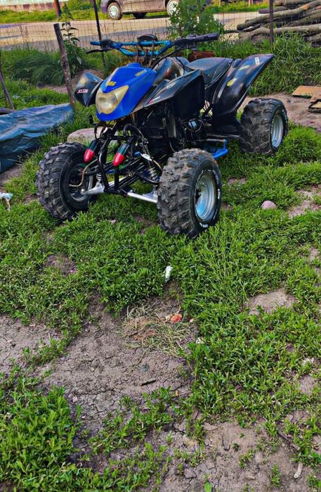 Vând atv 250 cc.