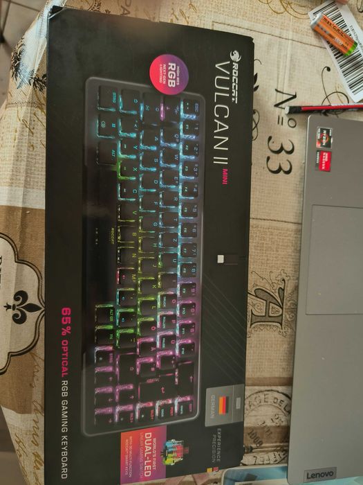 Tastatura Gaming Roccat Model Vulcan II Mini , RGB, Negru Noua