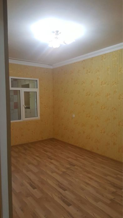 Чорсу, Гулобод, Супер локация! 1 линия, 3 хона, 2-этаж, 71 м2