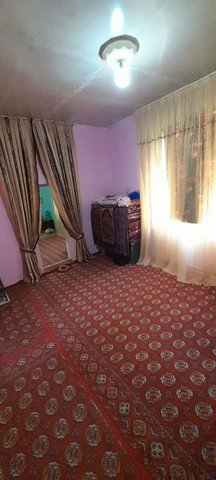 Hovli srochni sotiladi hamma joyi yaxshi