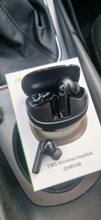 Слушалки Acer чисто нови