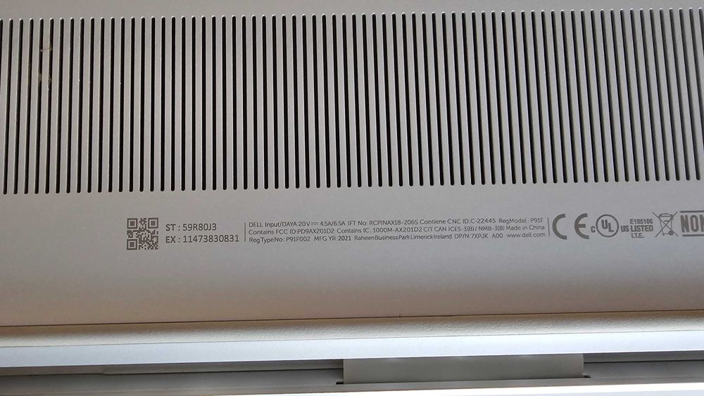 Лаптоп DELL XPS 15 9510