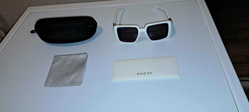 Ochelarii soare pt Dama Gucci Italia produs nou cu eticheta