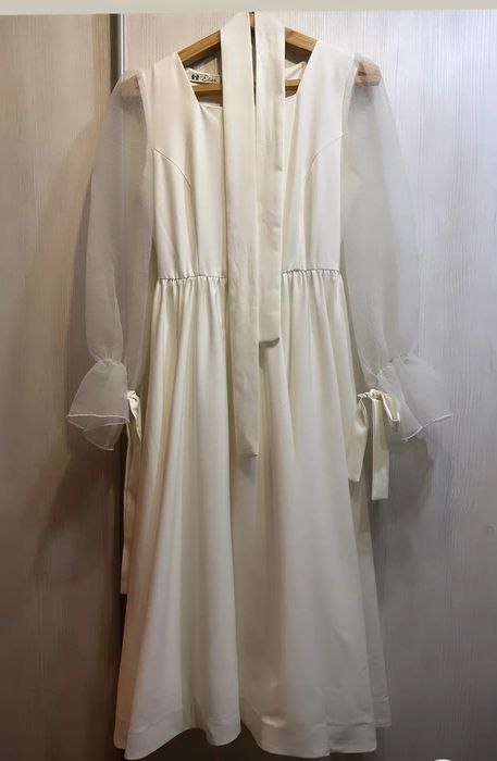 Продам красивое белое платье