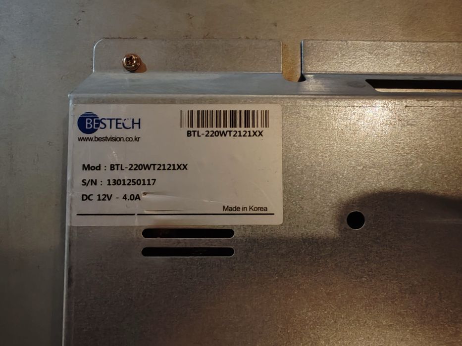 Monitoare profesionale Bestech 22”cu touch screen