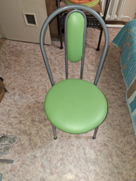 Продам стулья б/у