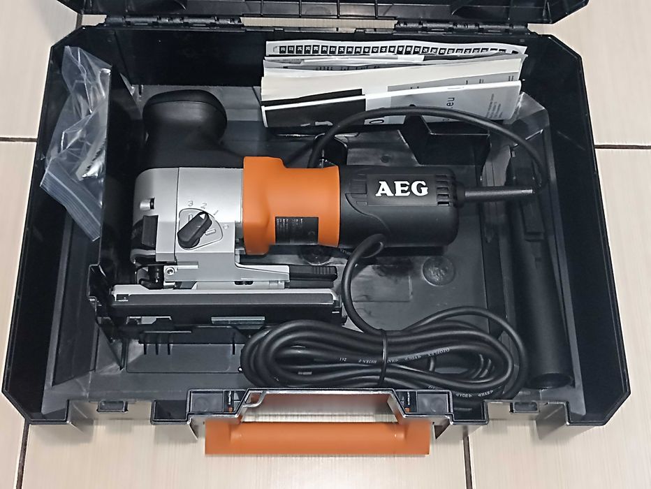 Fierăstrău pendular AEG STEP 1200 xe 730w cu variator de turatie