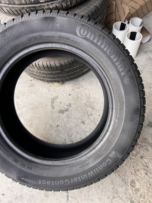 2 anvelope iarna 215/60/16 , Continental , 7.4 mm , DOT 2020