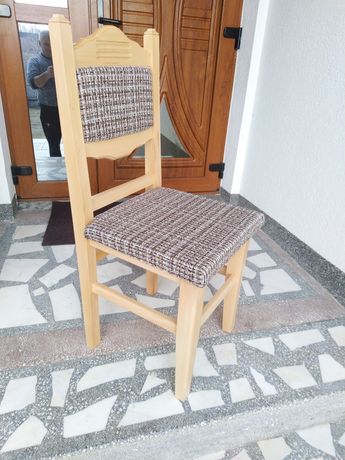 Vând scaune cu masâ