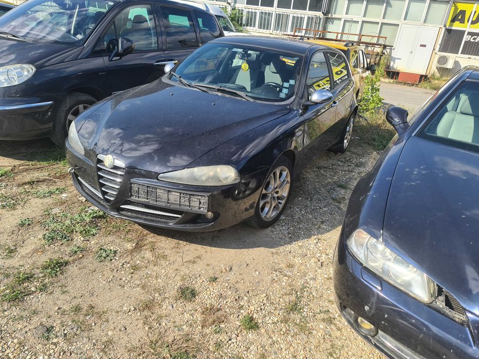 Алфа 147 1.6тс на части