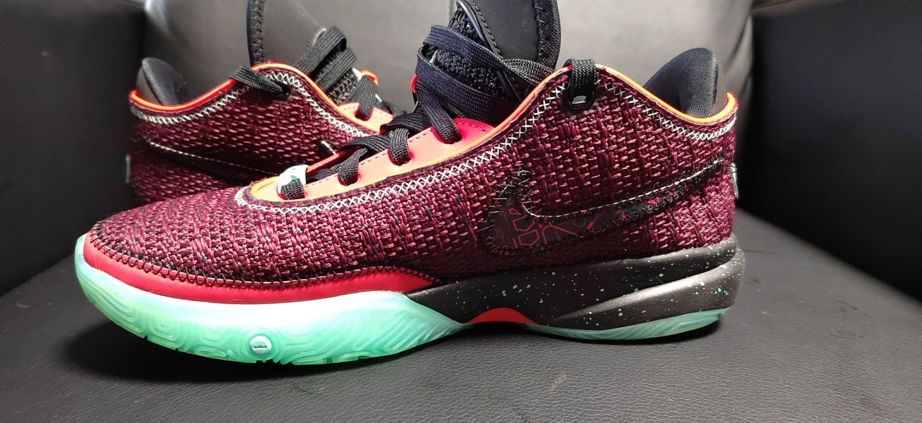 Nike Lebron XX SE Night Maroon, номер 38,5