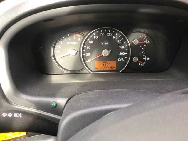 Kia Caens  1.6 BRC 2010 бутилка с 8 год още