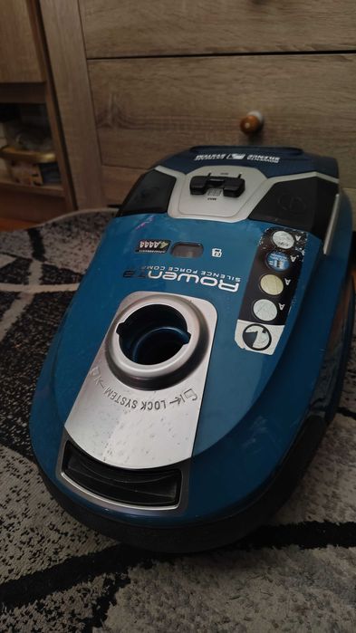 Aspirator cu sac Rowenta Silence Force Compact 4A 750W