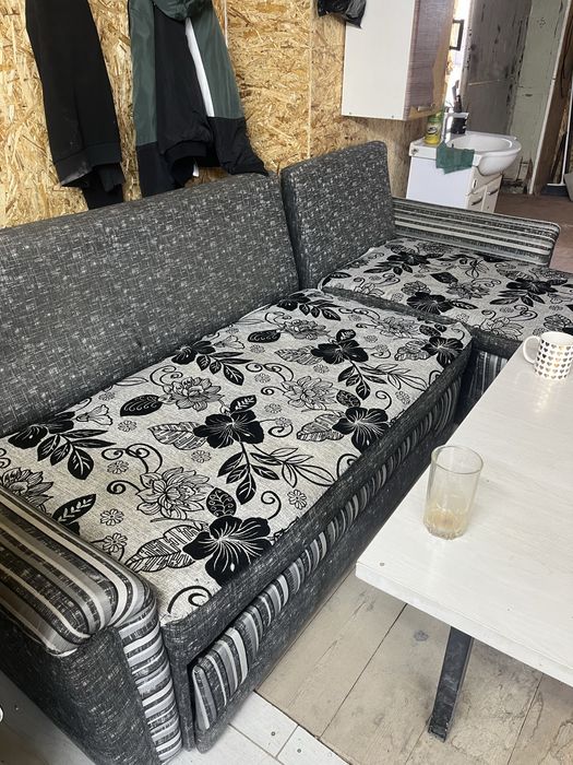Продам Угловой диван а хорошем состоянии