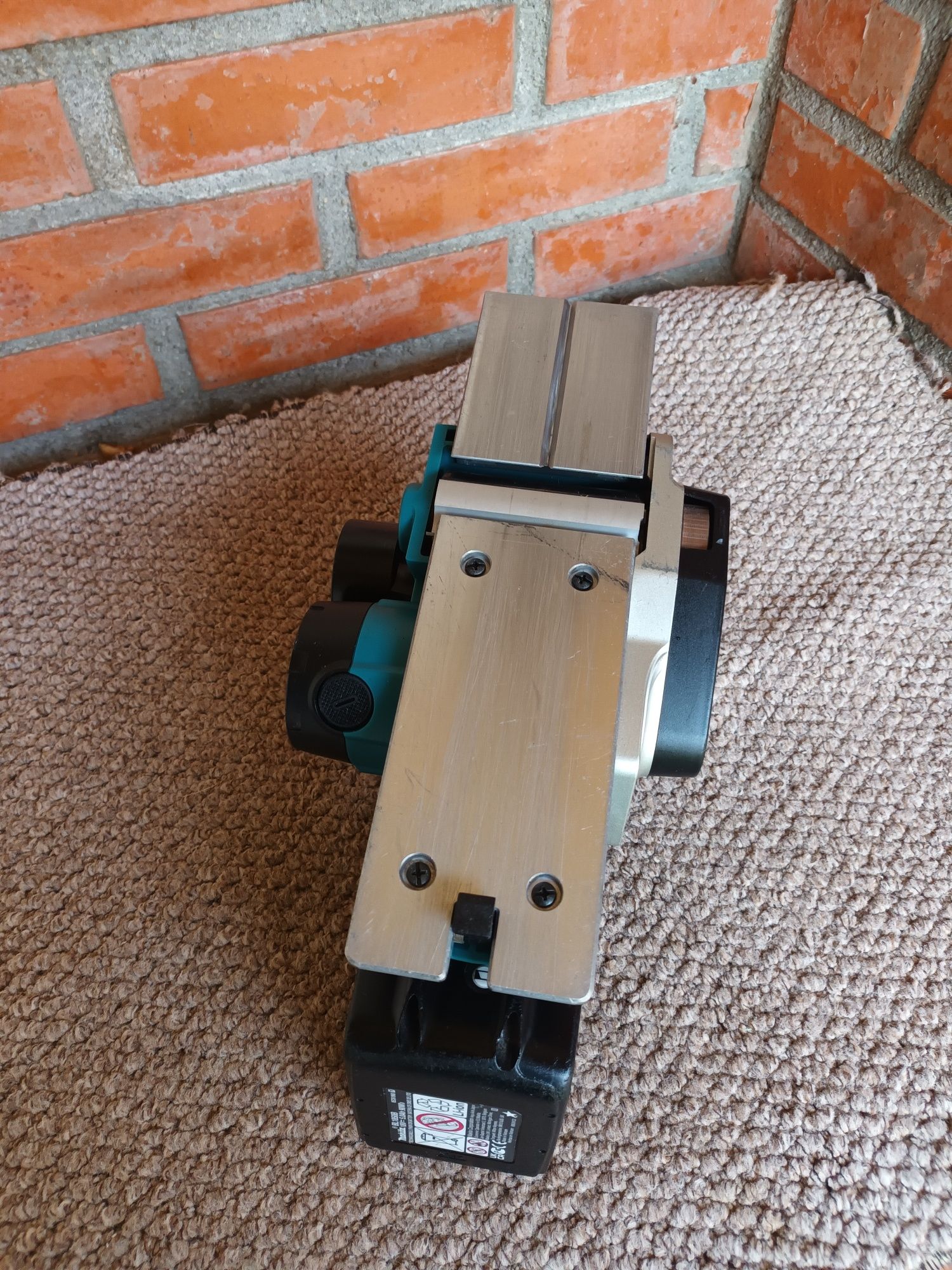 Rindea makita 18v