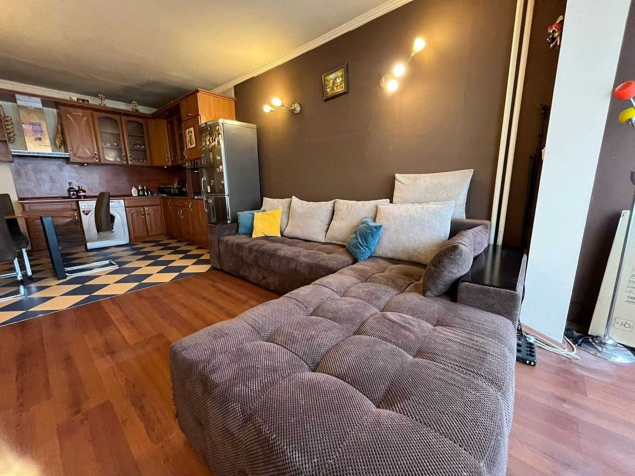 Дава се под наем Двустаен апартамент в София, Надежда 2 - 76 кв.м за 600 € - Снимка #4