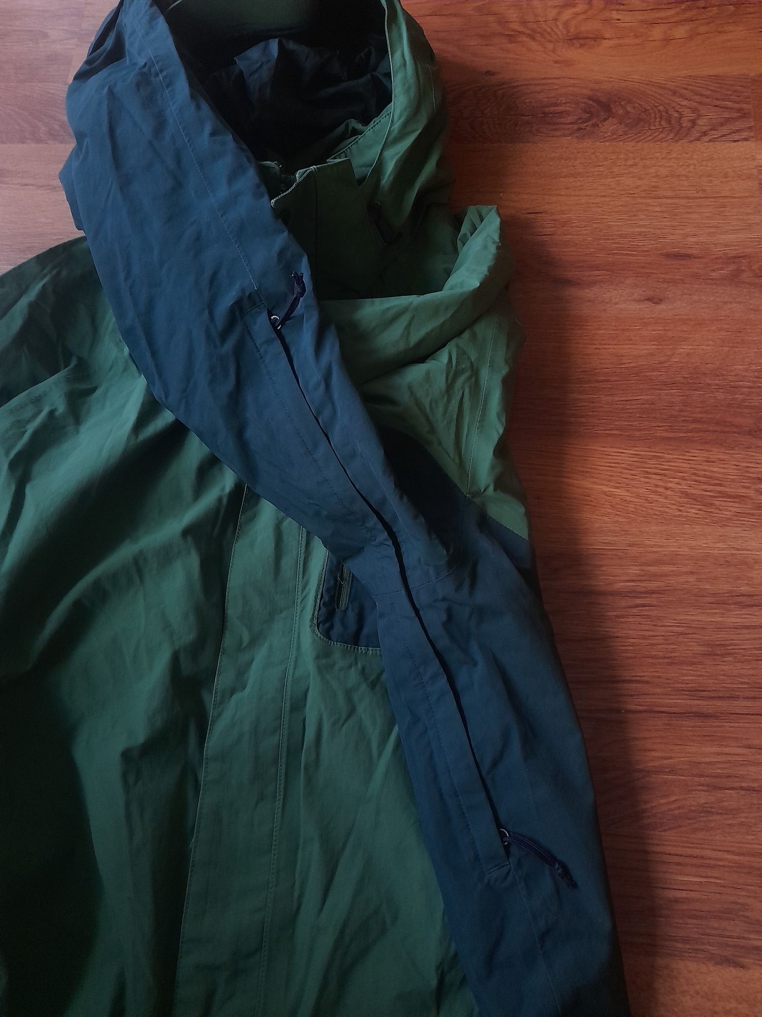 The north face Hyvent мъжко яке 2XL размер.