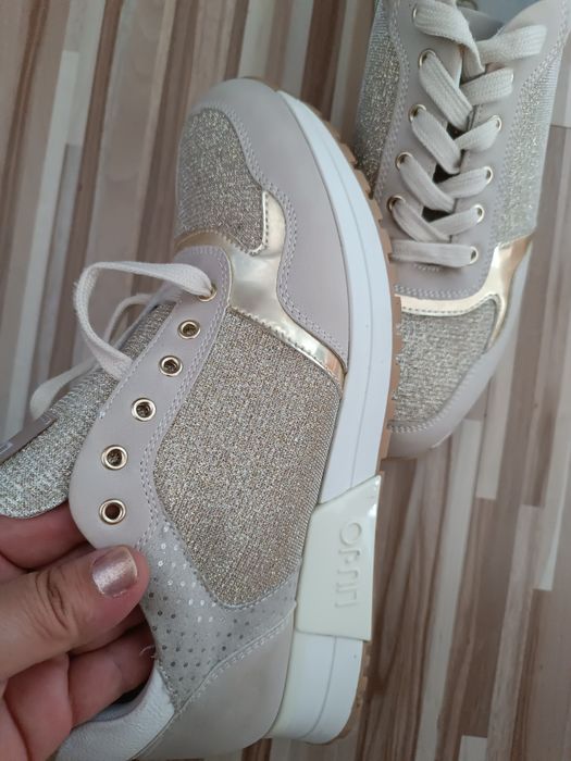 Liu jo 40,оригинални сникърси