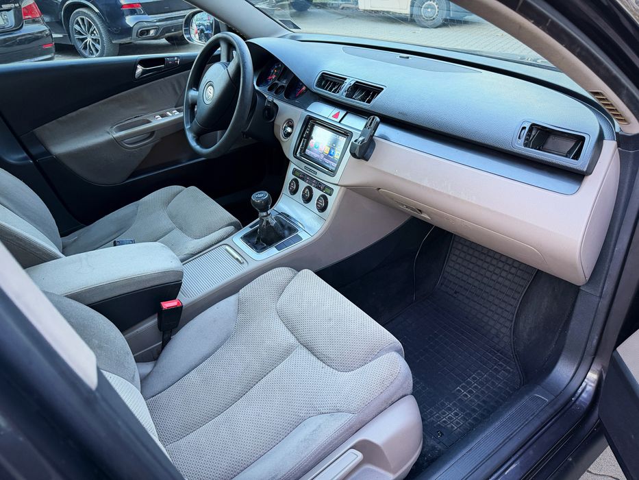Volkswagen Passat/1.6 Benzina/2006