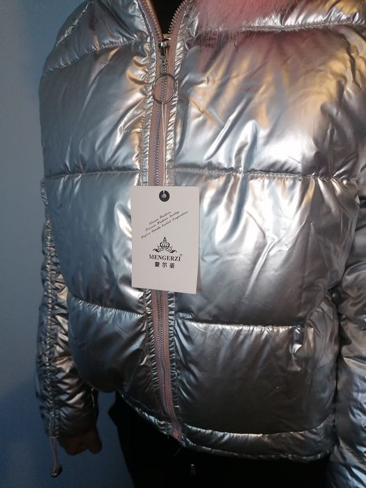 Vand geaca 10 - 12 ani (pentru fete)