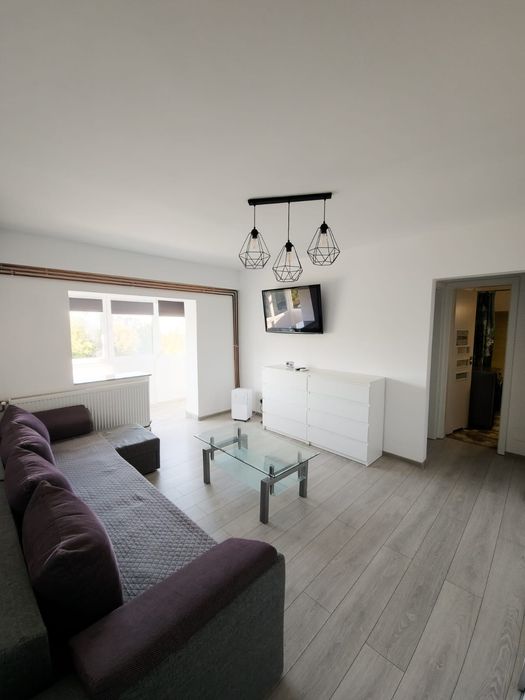 Inchiriez apartament 2 camere Micalaca